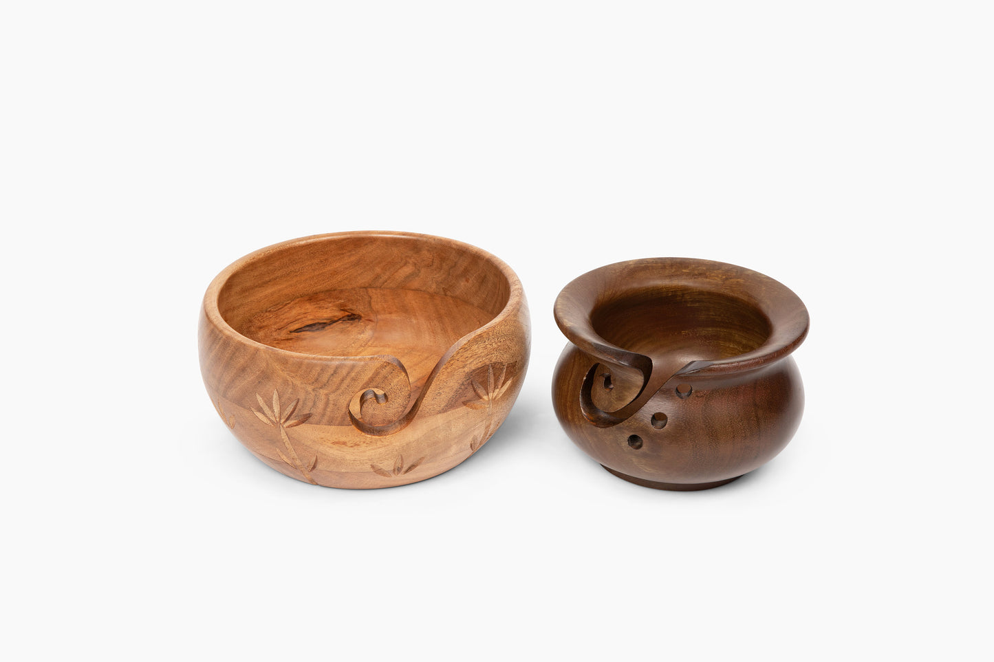 Zen Extra-Large Acacia Engraved Yarn Bowl